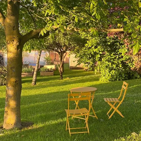 Domaine Des Pierres Trouvees Bed & Breakfast Saint-Vincent (Pyrenees-Atlantiques)