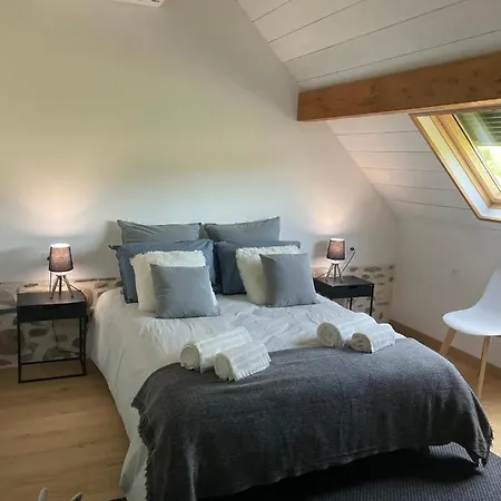 Bed & Breakfast Domaine Des Pierres Trouvees *